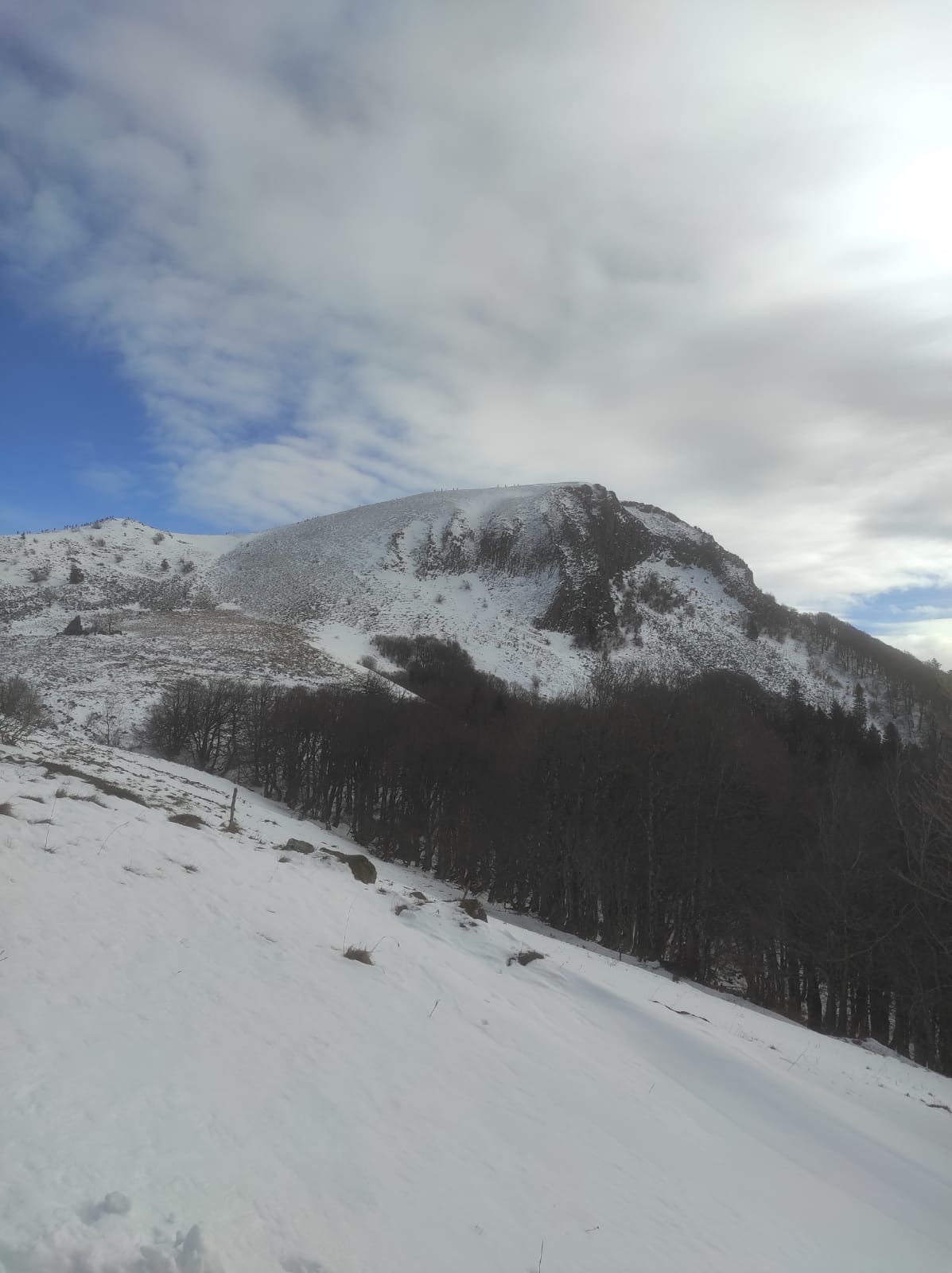 You are currently viewing « Entre neige et boue : Deux Trails, Une Passion »